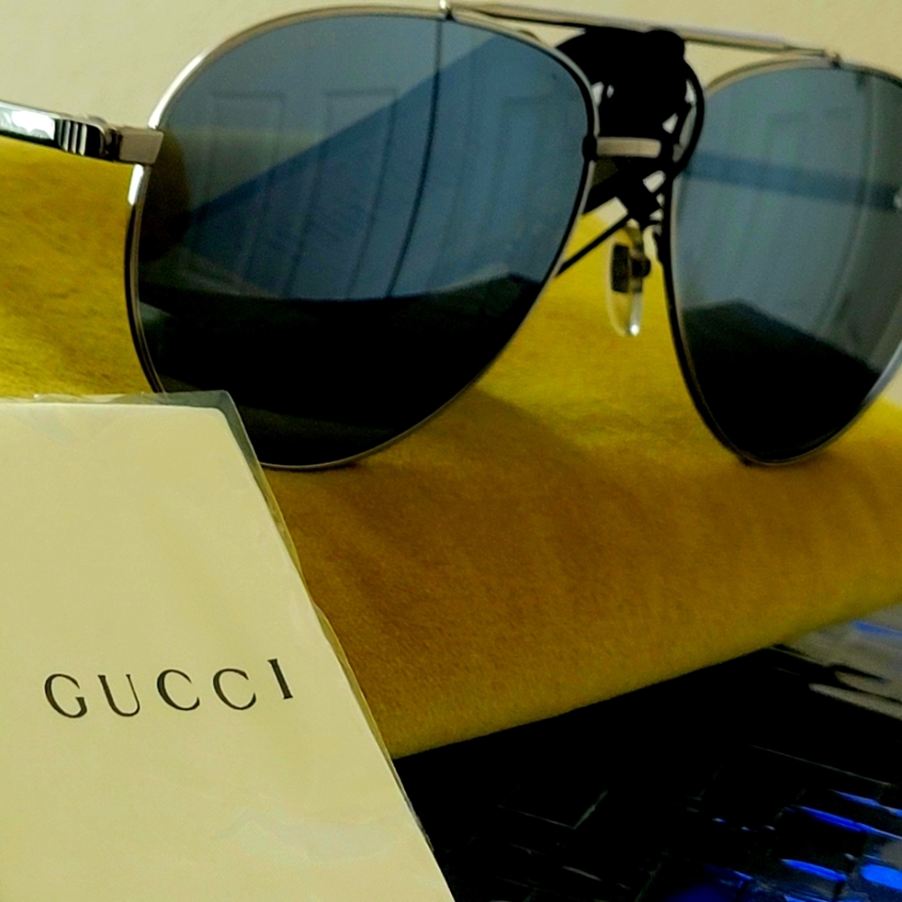GUCCI Aviator Sunglasses